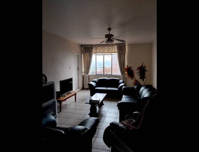 2 BEDROOM APARTMENT FOR SALE IN BEDFORD GARDENS
